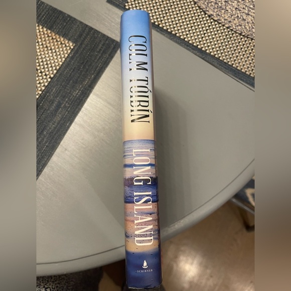 Long Island by Colm Toibin - Like New! - Picture 2 of 4
